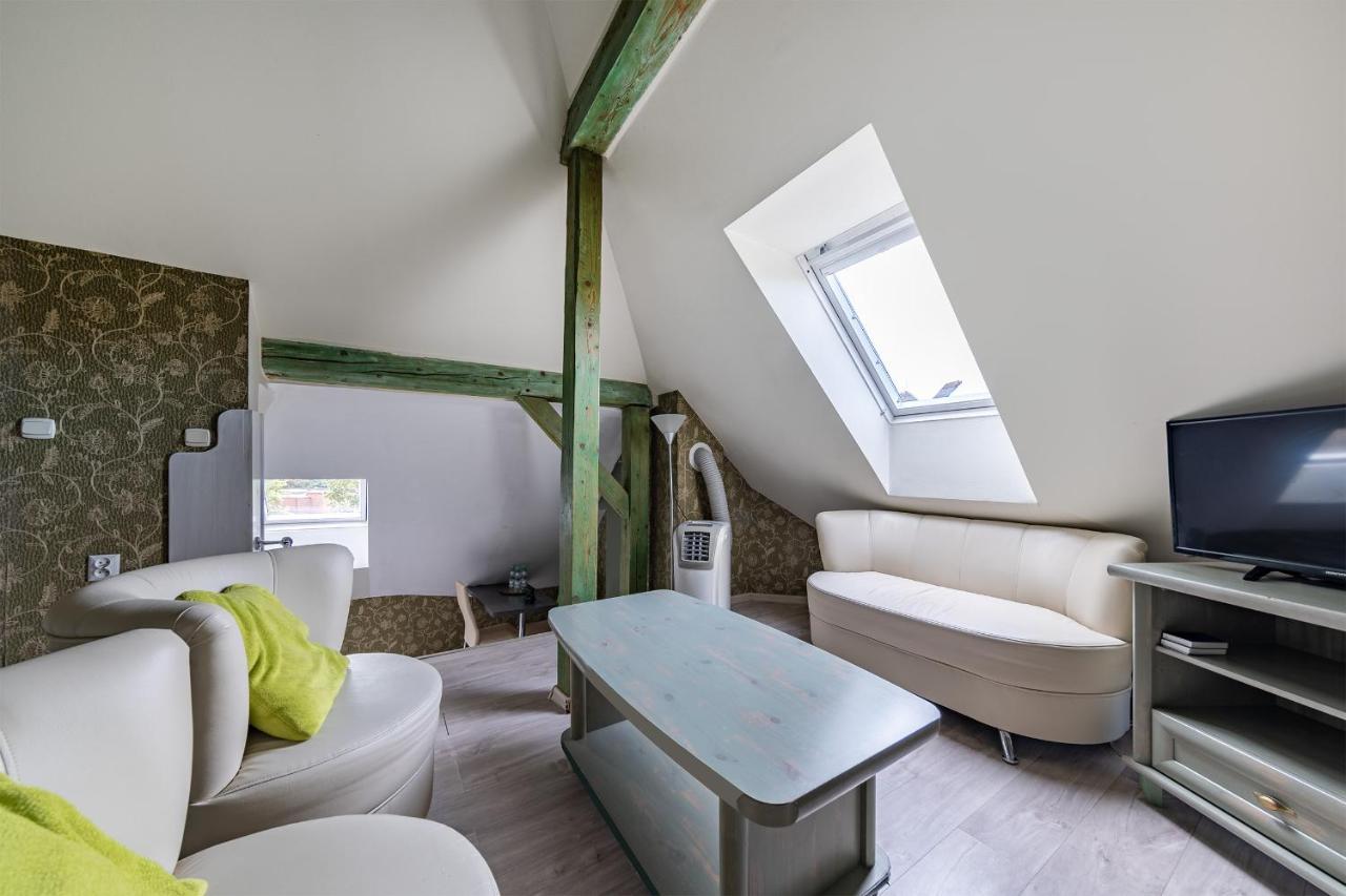 Hotel Pod Zamkiem Opolznevoye Bagian luar foto